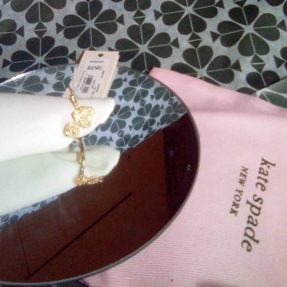 Ring - Picture 7 of 8